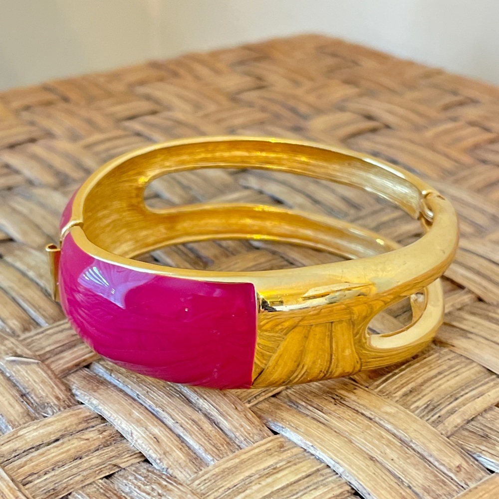 Vintage Monet Gold and Pink Clamper Bangle Bracelet - Picture 4 of 13